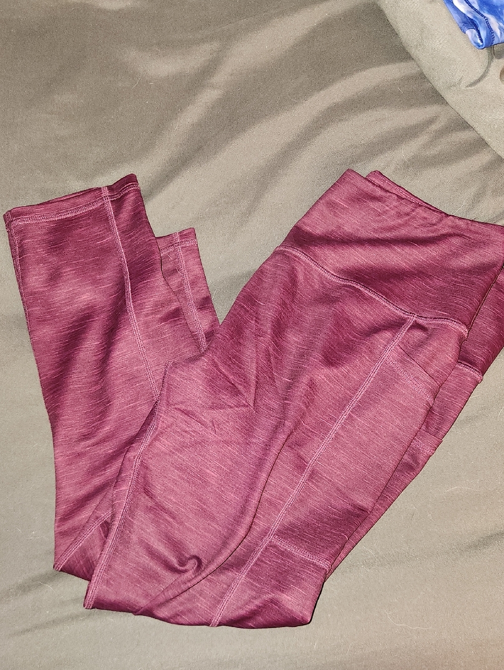 Cvg Heathered Burgandy Leggings